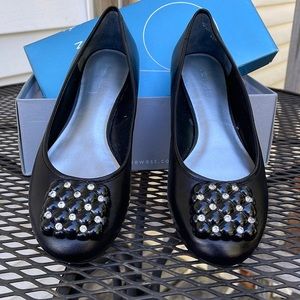 Nine West black leather shoes size 8 1/2 M